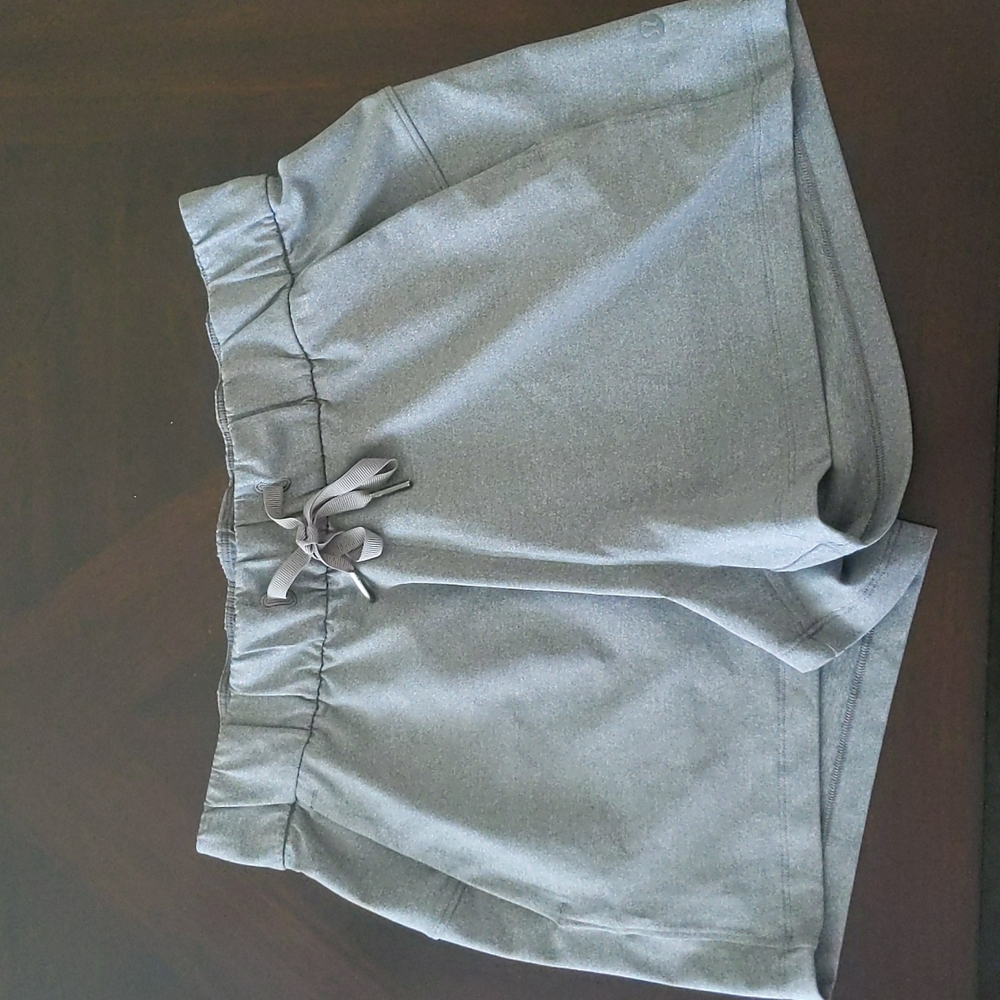 Lululemon Stroll at Sundown Mid-Rise Short